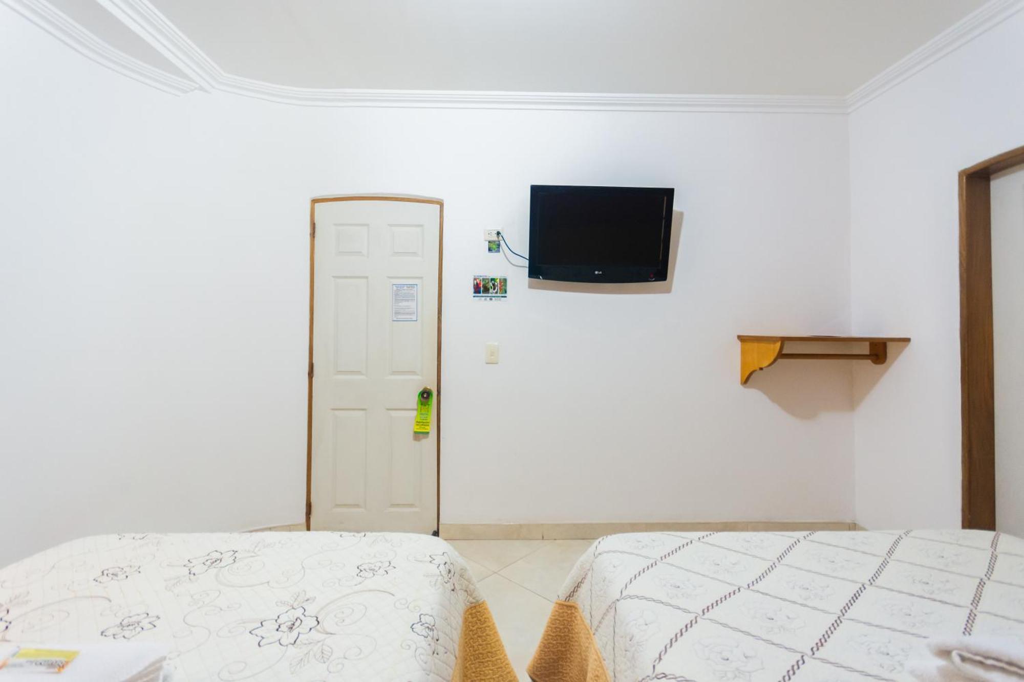 Hotel Real กัวตาเป ภายนอก รูปภาพ