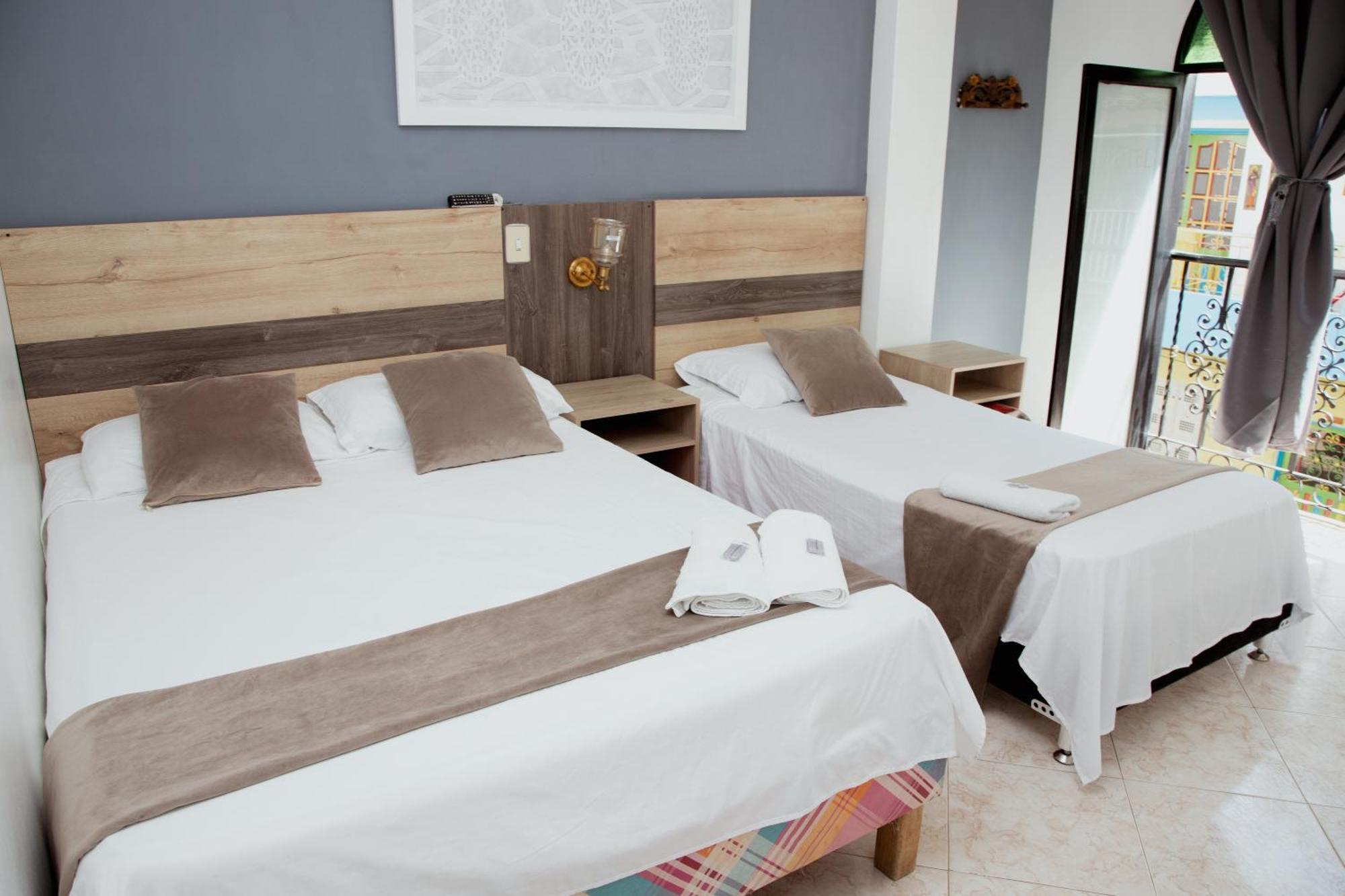 Hotel Real กัวตาเป ภายนอก รูปภาพ